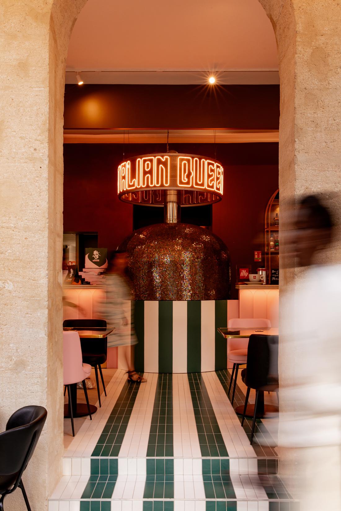 Le Moulin restaurant architecture, Montevrain